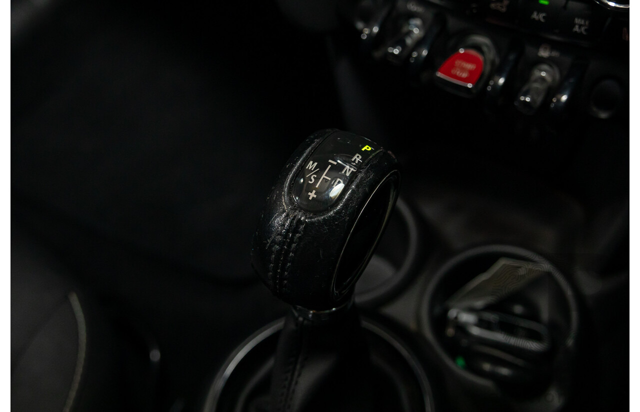 06/2016 Mini Cooper 3d Hatch (FWD) F56 3d Hatchback Blazing Red Metallic/White Roof Turbo 1.5L