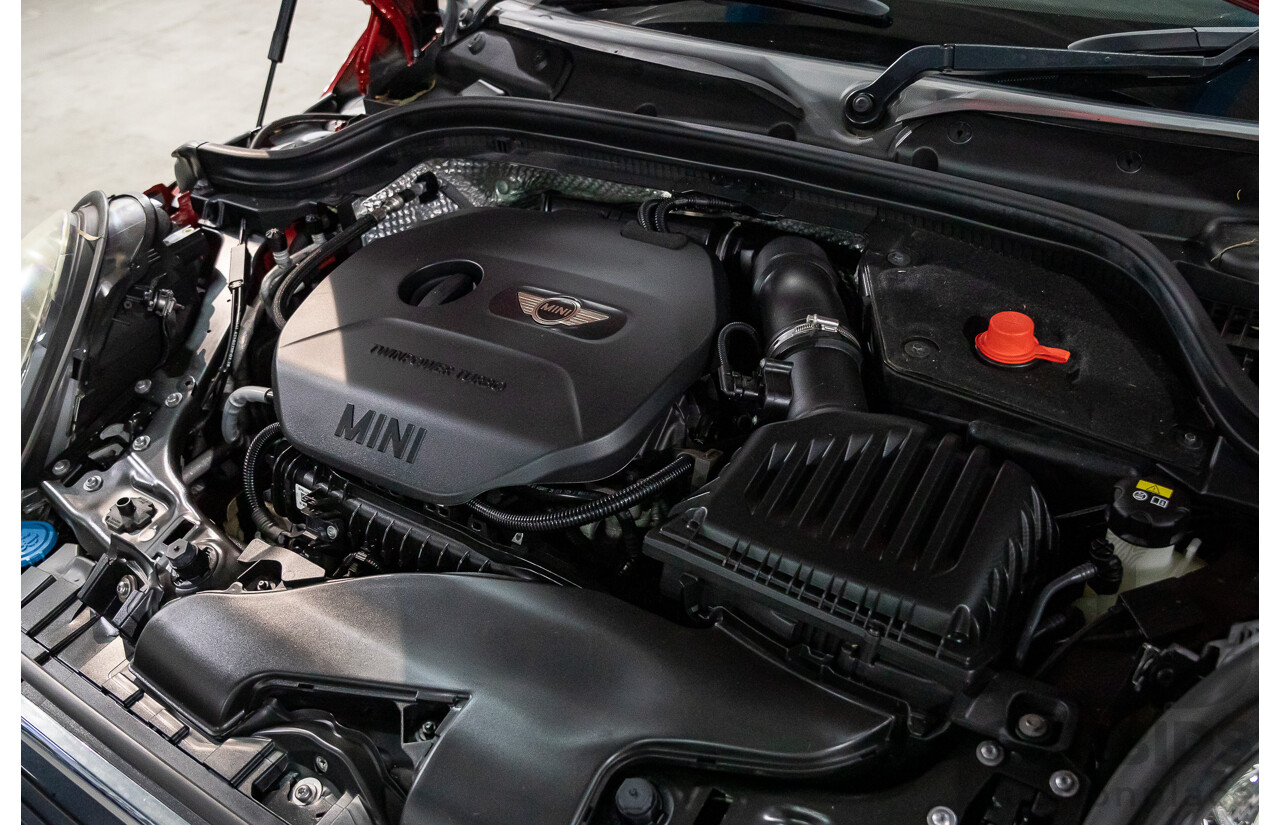 06/2016 Mini Cooper 3d Hatch (FWD) F56 3d Hatchback Blazing Red Metallic/White Roof Turbo 1.5L