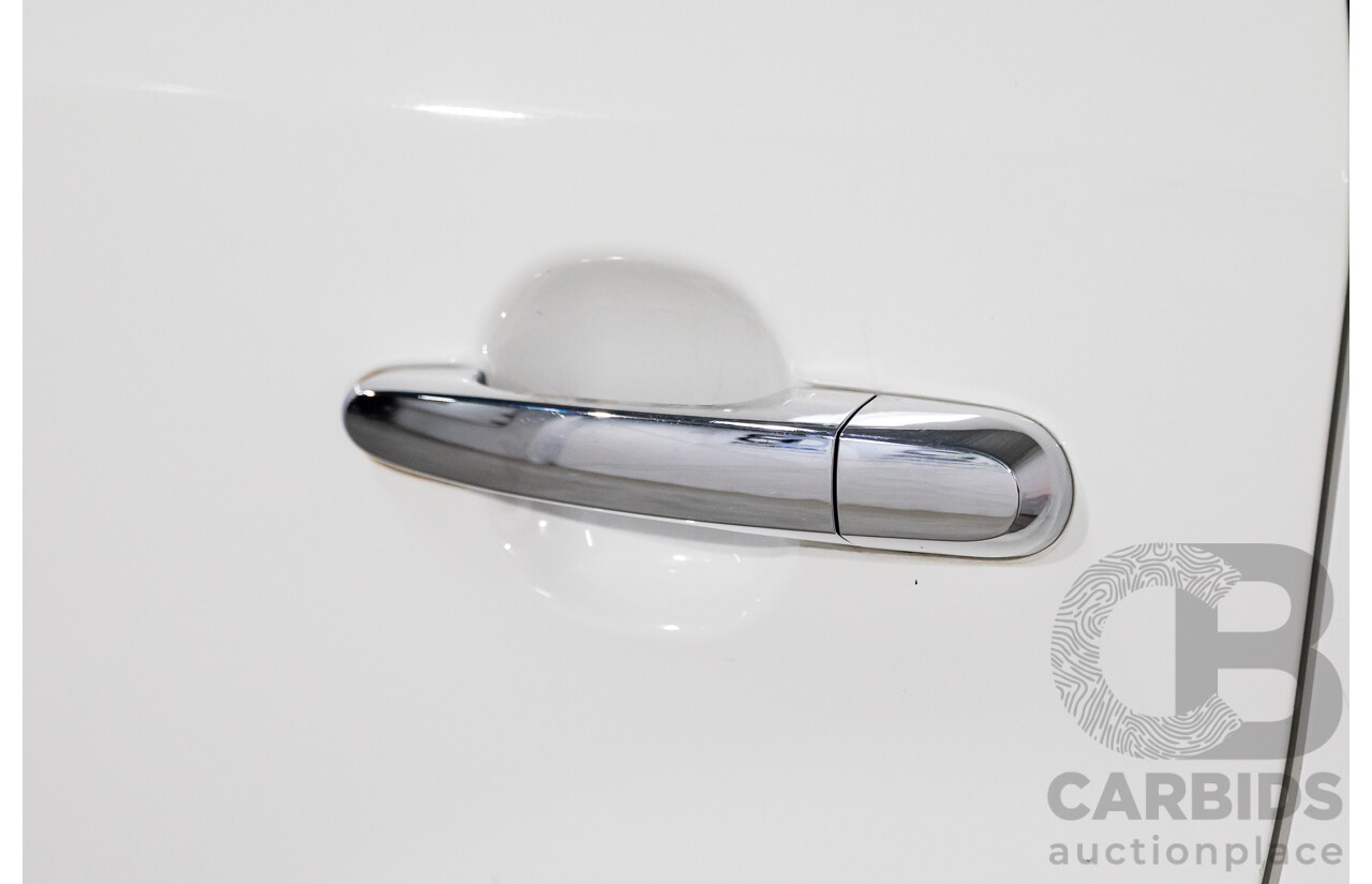 11/2014 Kia Sorento Si (4x2) XM MY14 4d Wagon Clear White V6 3.5L - 7 Seater