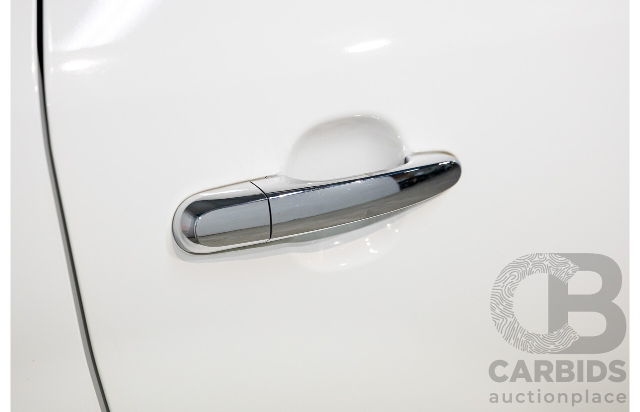 11/2014 Kia Sorento Si (4x2) XM MY14 4d Wagon Clear White V6 3.5L - 7 Seater