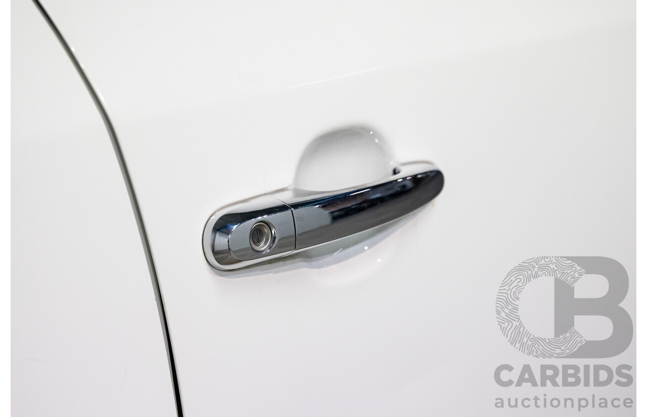 11/2014 Kia Sorento Si (4x2) XM MY14 4d Wagon Clear White V6 3.5L - 7 Seater