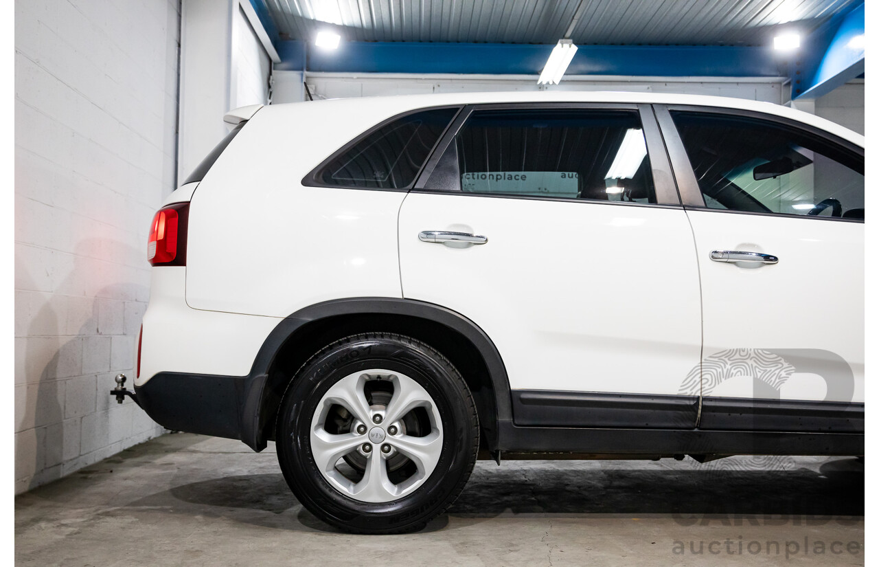 11/2014 Kia Sorento Si (4x2) XM MY14 4d Wagon Clear White V6 3.5L - 7 Seater