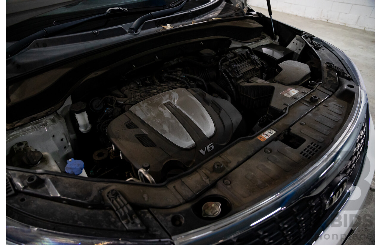 11/2014 Kia Sorento Si (4x2) XM MY14 4d Wagon Clear White V6 3.5L - 7 Seater