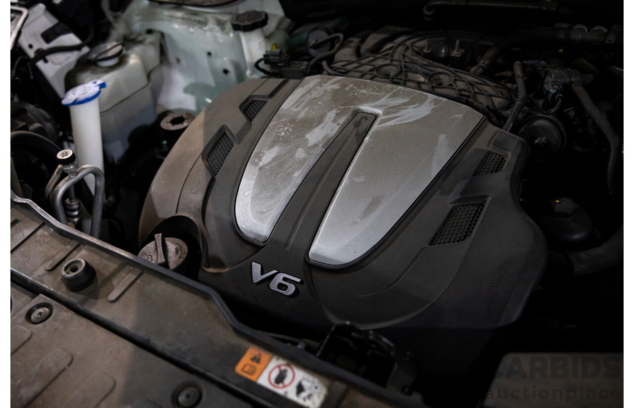 11/2014 Kia Sorento Si (4x2) XM MY14 4d Wagon Clear White V6 3.5L - 7 Seater