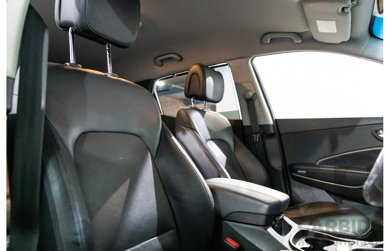 01/2015 Hyundai Santa Fe Elite CRDi (AWD) DM MY15 4D Wagon Titanium Silver Turbo Diesel 2.2L - 7 Seats