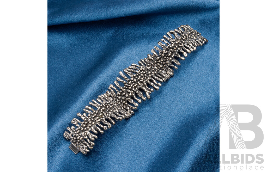 Vintage Oxidized Silver Tone Brutalist Hinged Bangle/Bracelet - by Robert Larin, Canada