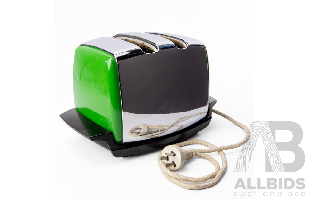 Vintage Sunbeam ‘Toastermatic’ Model TA-J Toaster in Apple Green
