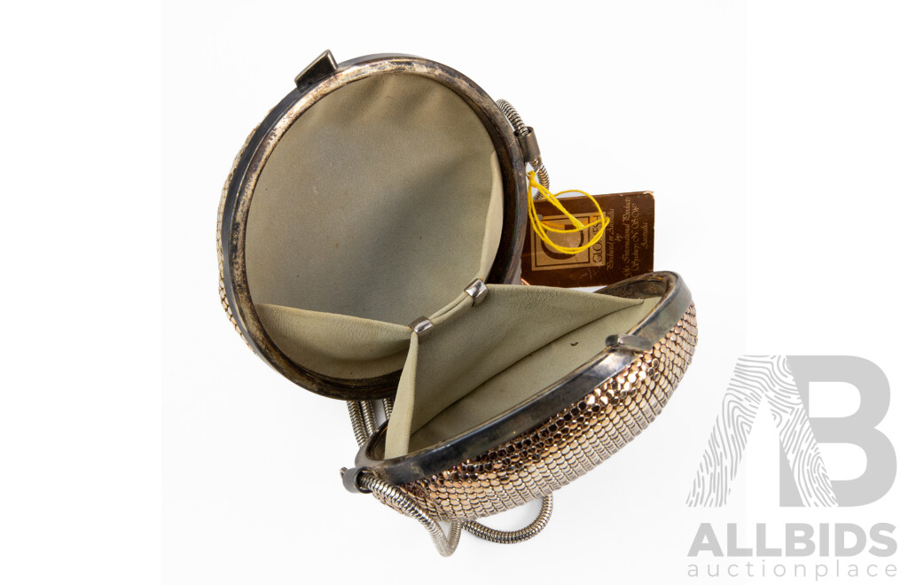 Vintage Glomesh Silver Tone Mesh Hard Shell Evening Purse