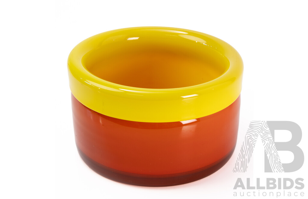 Sommerso Art Glass Bowl by Göran Sigvard Lindhammar, Sweden