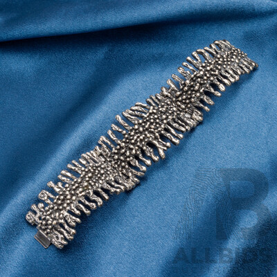 Vintage Oxidized Silver Tone Brutalist Hinged Bangle/Bracelet - by Robert Larin, Canada