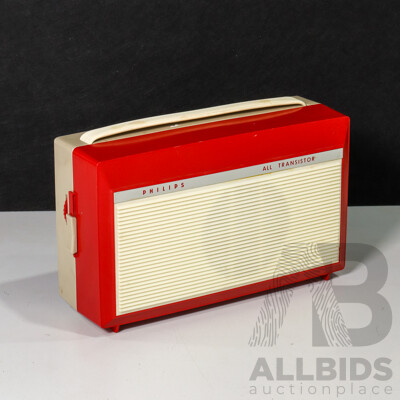 Vintage Phiilips All Transistor Portable Record Player