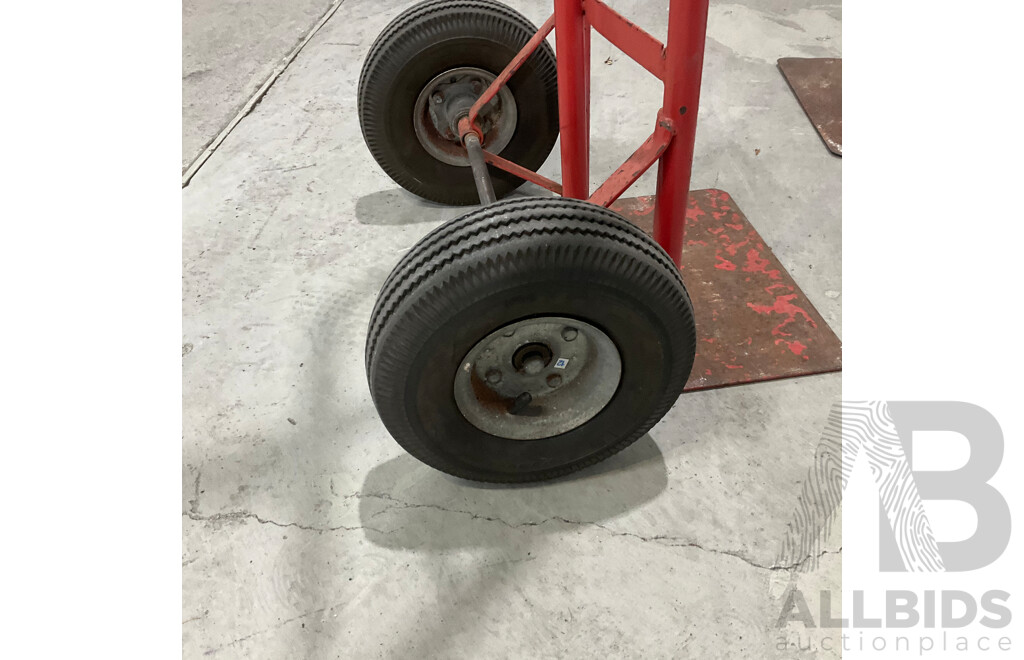 Two Hand Trolley