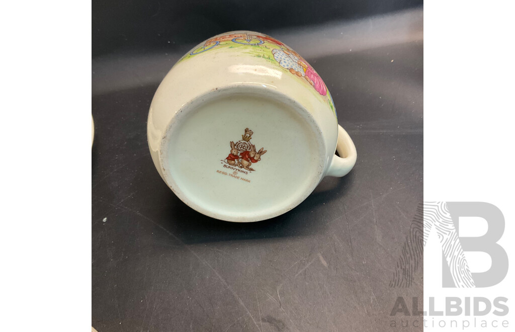 13 Pieces of Royal Doulton Bunnykins Tableware