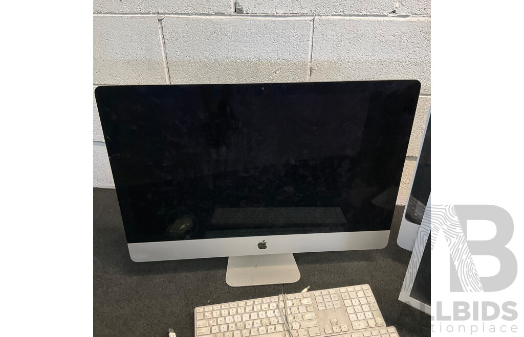 Assorted Apple IMac Desktop Computers, Monitors, Keyboards and Mouse - Lot of 6