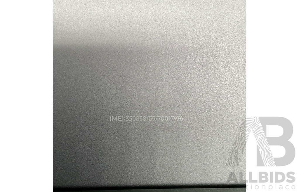 SAMSUNG GalaxyTab A8 Tablet 64GB and Case