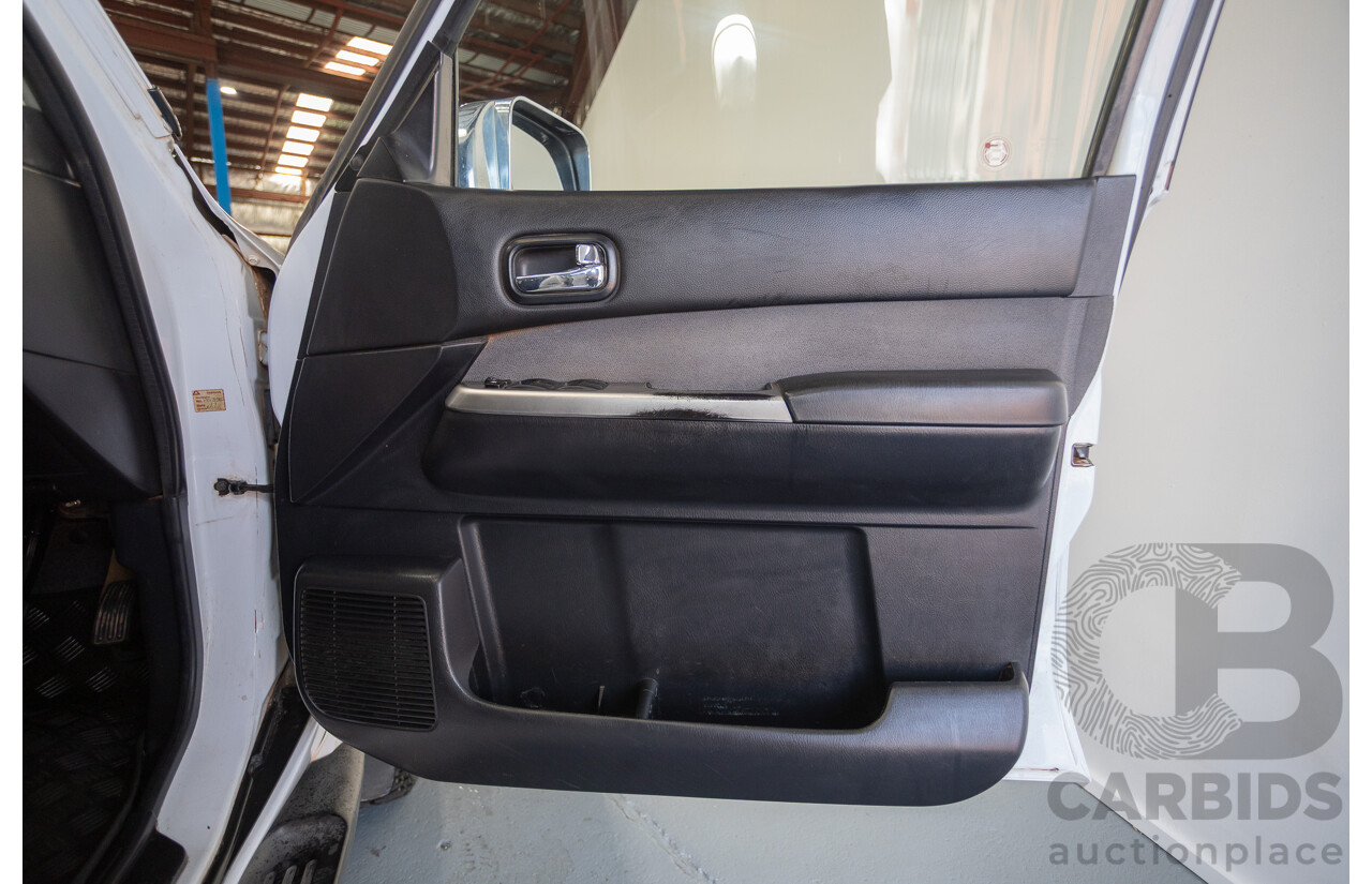 3/2010 Nissan Patrol ST (4x4) GU VI 4d Wagon Polar White Turbo Diesel 3.0L - 7 Seats