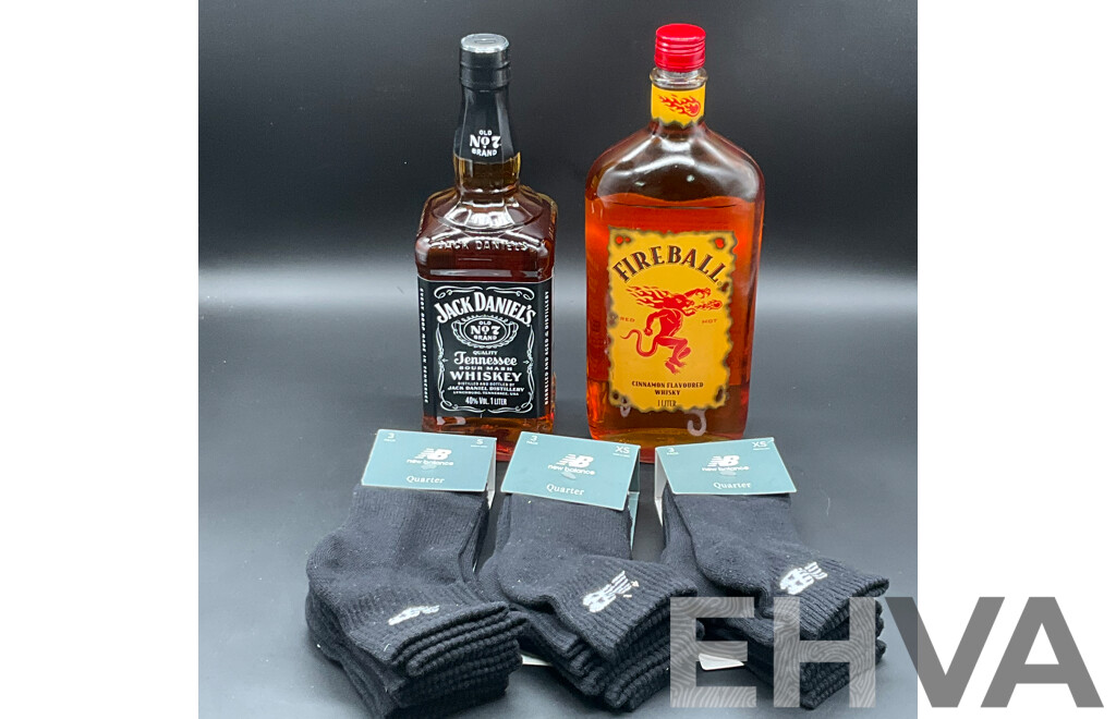 FIREBALL Whisky 1000ml, Jack Daniel's Whiskey 1000ml and 3x 3pack NB Socks - Lot of 5