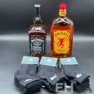 FIREBALL Whisky 1000ml, Jack Daniel's Whiskey 1000ml and 3x 3pack NB Socks - Lot of 5