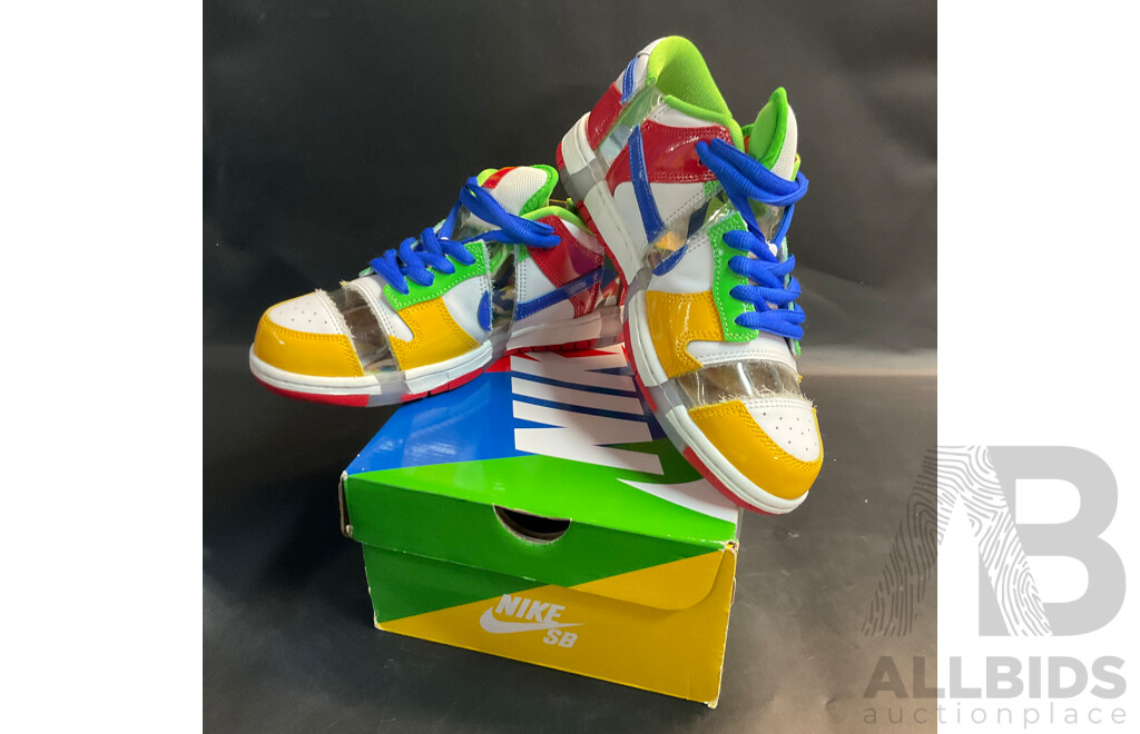 Nike SB Dunk Low 'Sandy Bodecker' Sneakers – Size EUR 41 (FD8777-100)