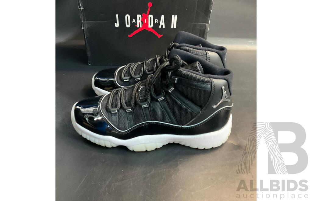 Air Jordan 11 Retro GS Black - Size 5Y (EUR37.5)