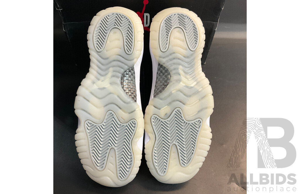 Air Jordan 11 Retro GS Black - Size 5Y (EUR37.5)