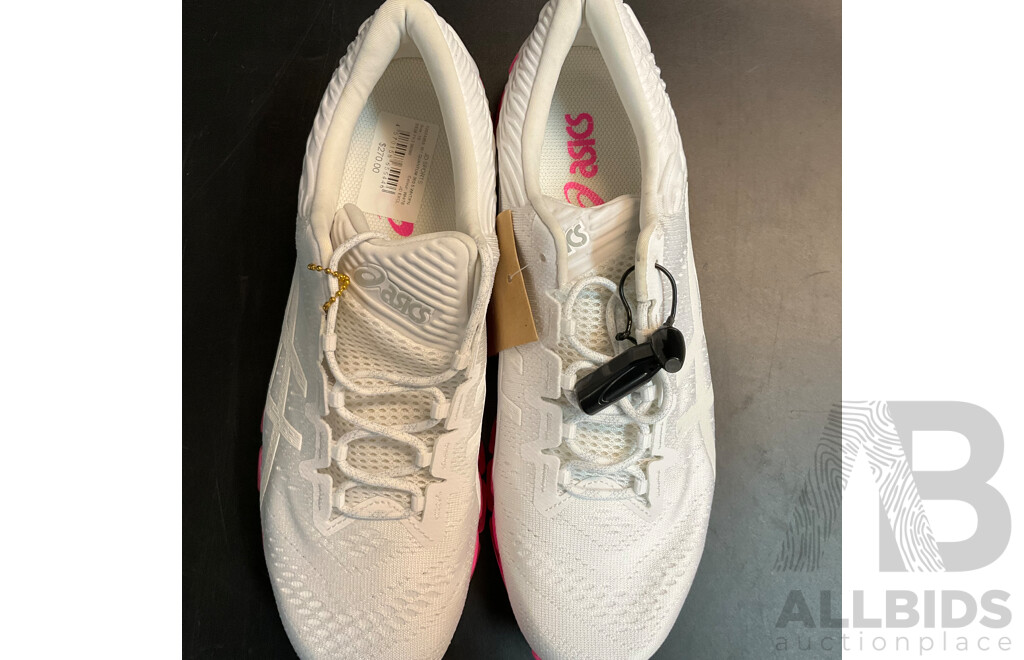 ASICS GEL-Quantum 360 White/Pink (Size 28cm) and Assorted Shoe Cleaning Items
