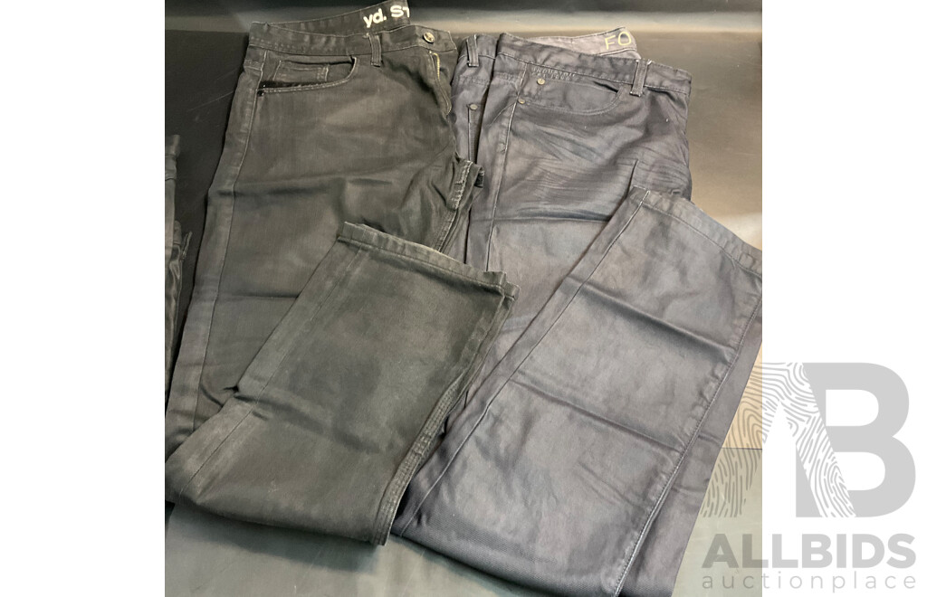 Assorted Connor, YD , Indistre Men's Long Pants - Size 36 & 38 -  Lot of 7