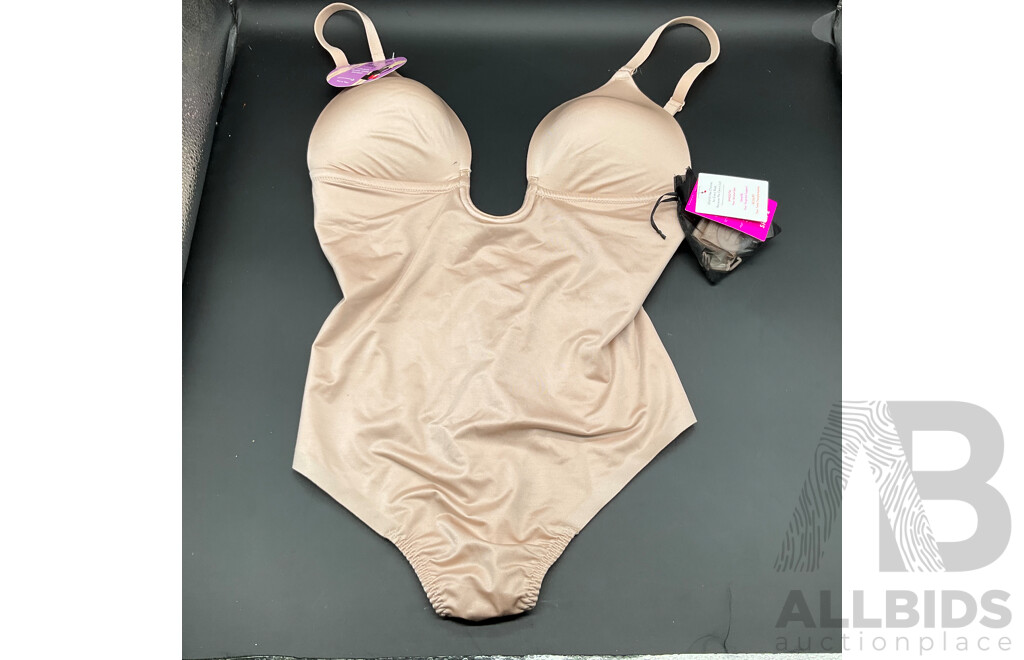 Spanx Low-Back Plunge Thong Bodysuit - Champagn Size M - ORP $269.95