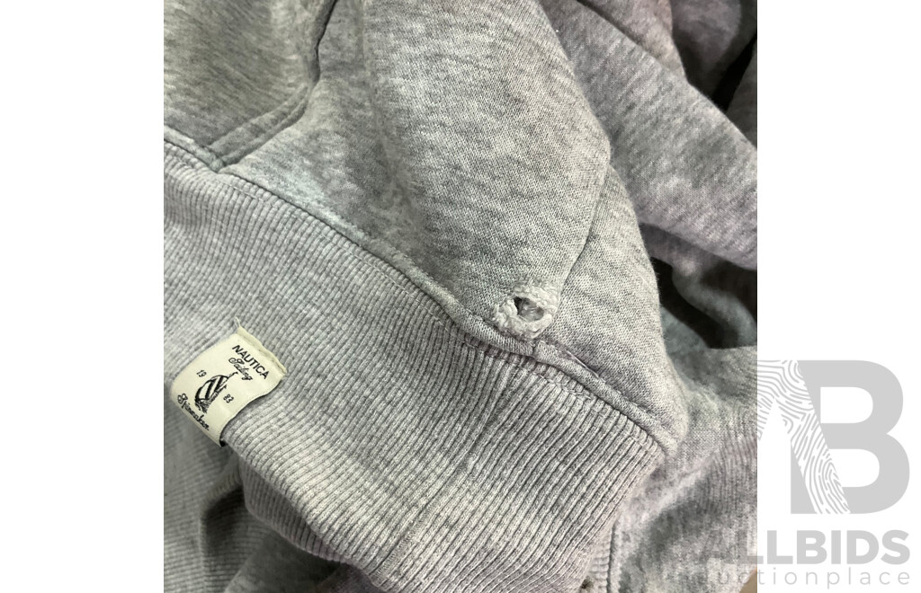 LACOSTE T-shirt with Logo (M,L) and NAUTICA Hoodie (L) - Lot of 3