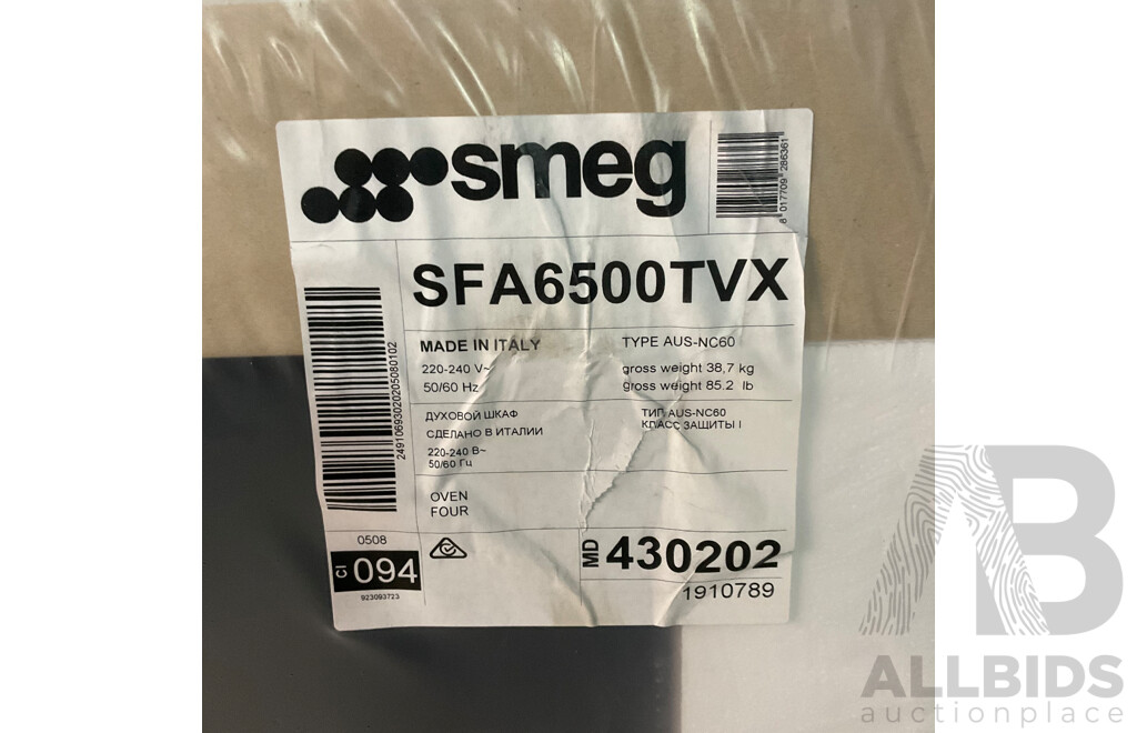SMEG 60cm Built-in Oven (SFA6500TVX)