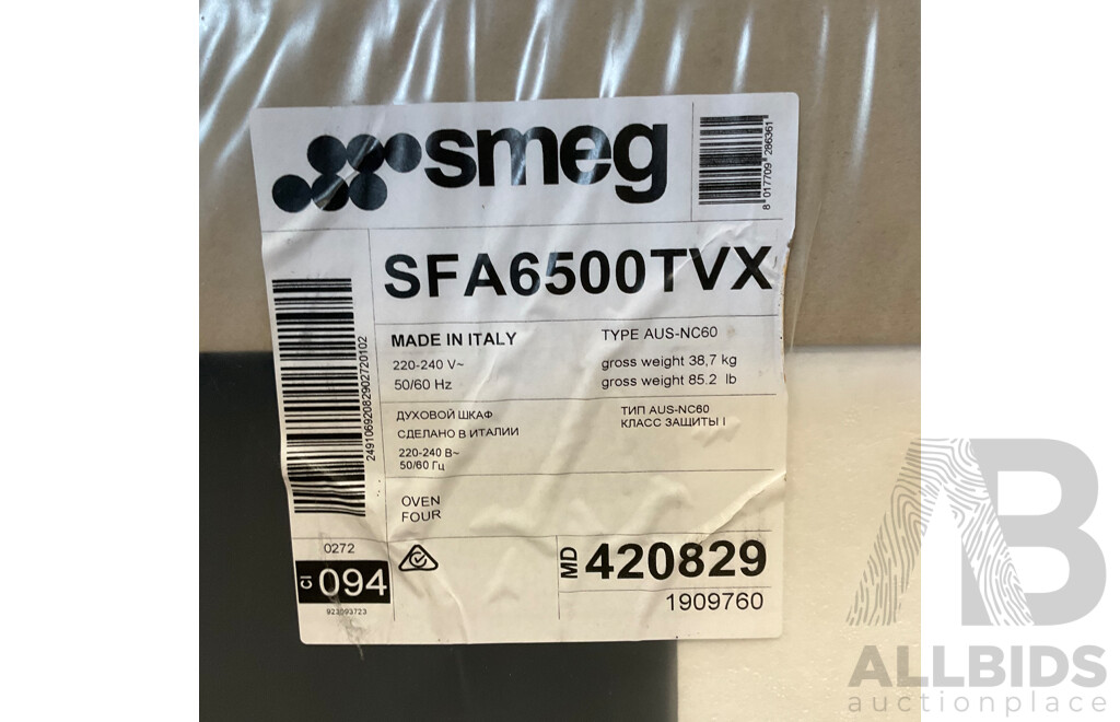 SMEG 60cm Built-in Oven (SFA6500TVX)