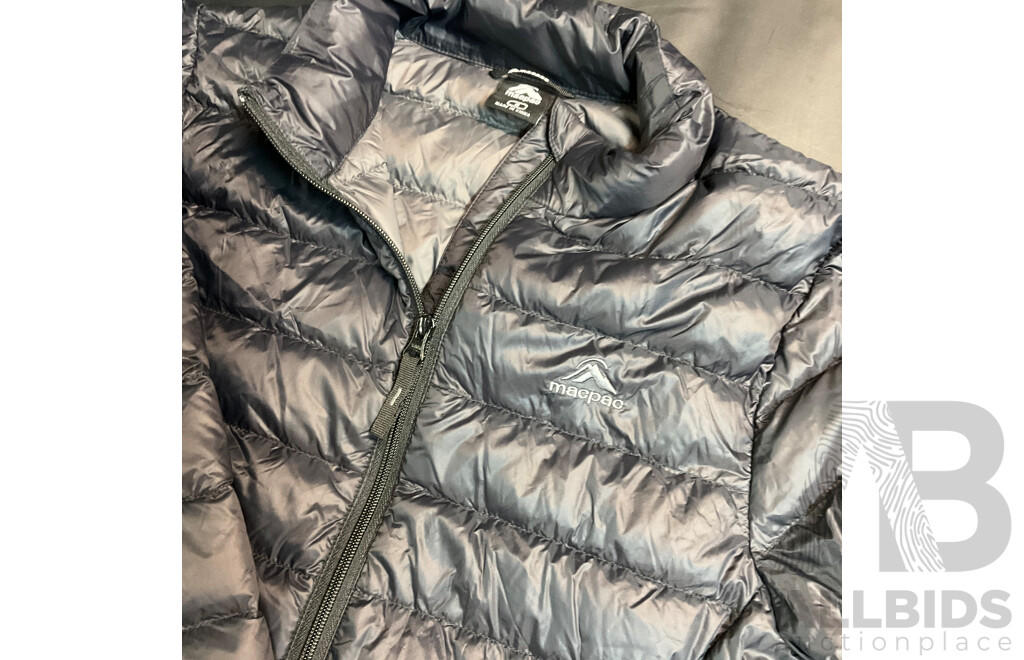 MACPAC Women's Uber Jacket and EVERLAST Gym Bag - Lot of 2