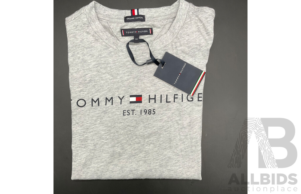 TOMMY HILFIGER T-Shirt (Youth 152) and  HUGO BOSS Sweatshirt (Youth 16) - Lot of 2