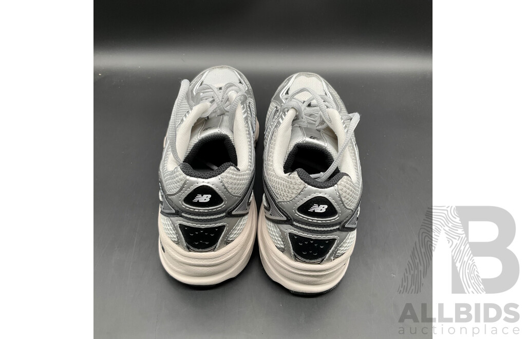 NEW BALANCE 509 Sneakers
