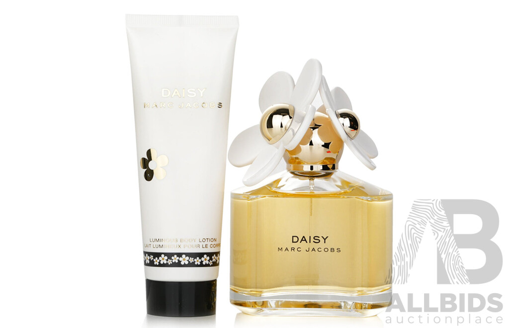 MARC JACOBS Daisy - Travel Edition - 100ml Eau De Toilette Spray and 75ml Lotion