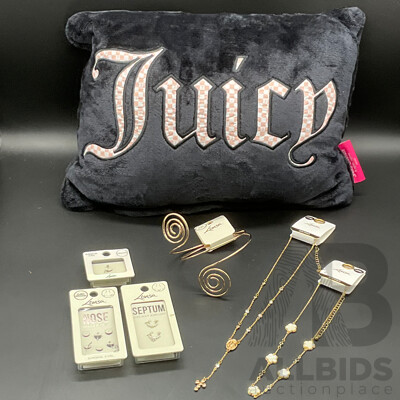 JUICY COUTURE Decorative Pillow and LOUISA Assorted Costume Jewellery - Lot of 7