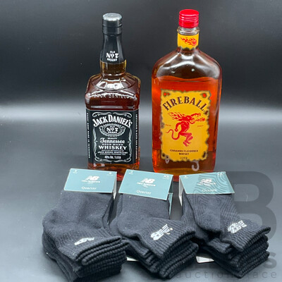 FIREBALL Whisky 1000ml, Jack Daniel's Whiskey 1000ml and 3x 3pack NB Socks - Lot of 5