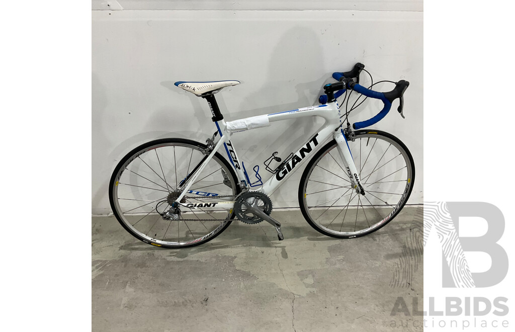 Giant TCR Advanced (53.5cm Frame) Bike - Blue & White