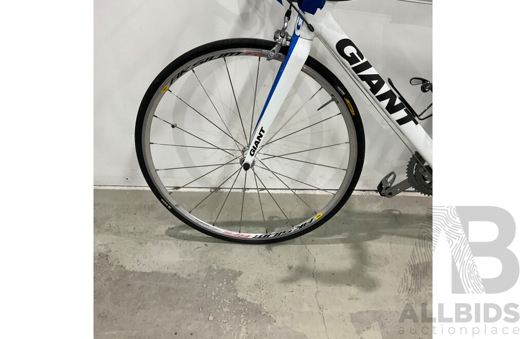 Giant TCR Advanced (53.5cm Frame) Bike - Blue & White