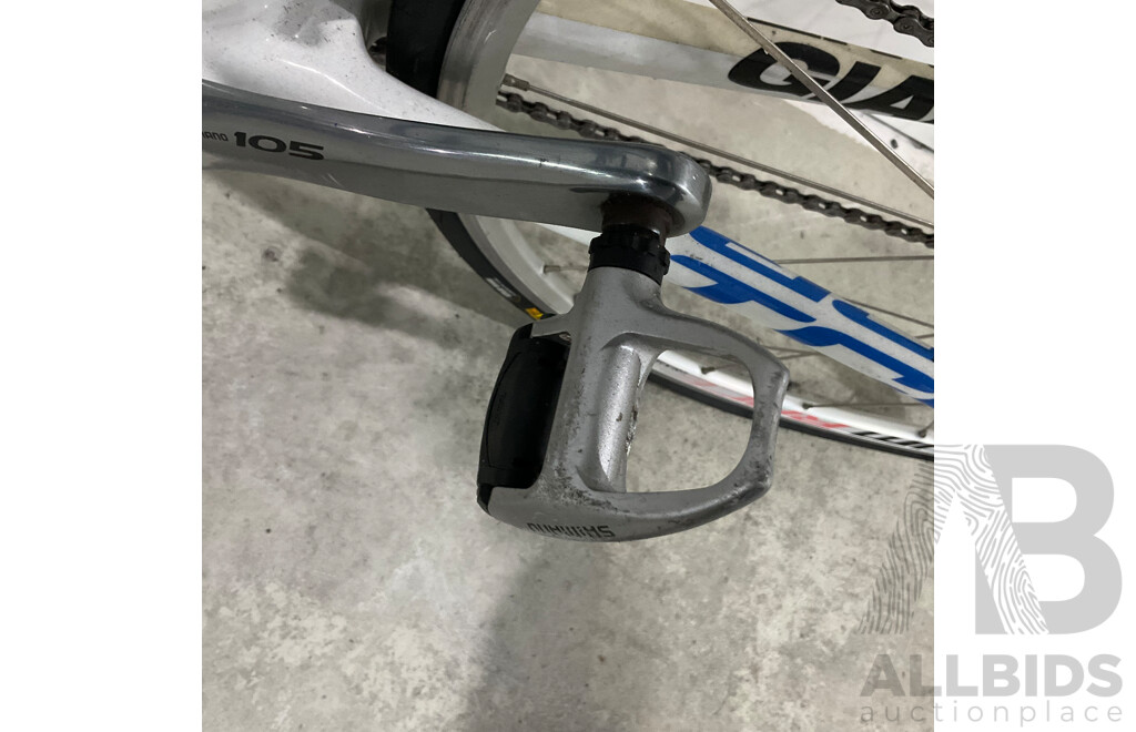 Giant TCR Advanced (53.5cm Frame) Bike - Blue & White