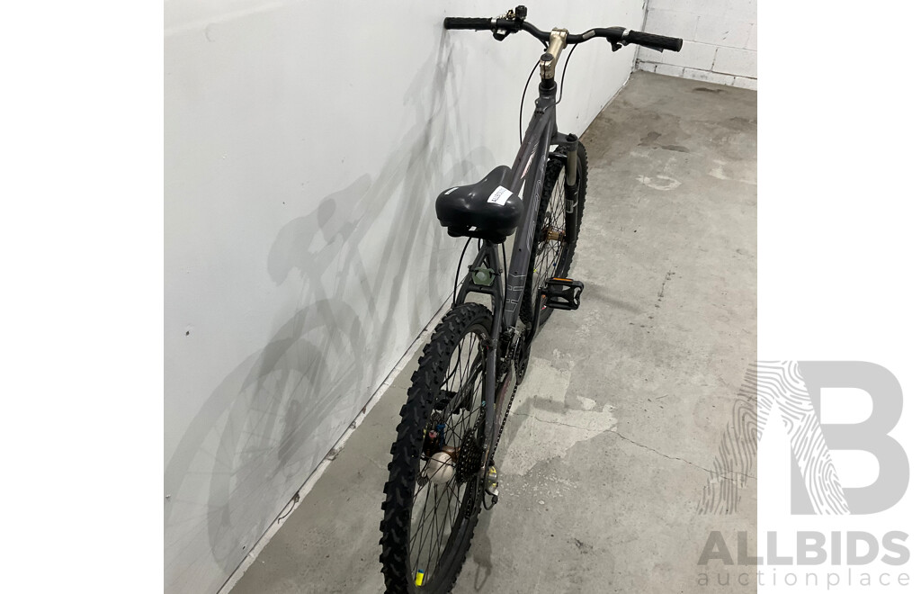 CELL MTX-3 18.5'' Bike