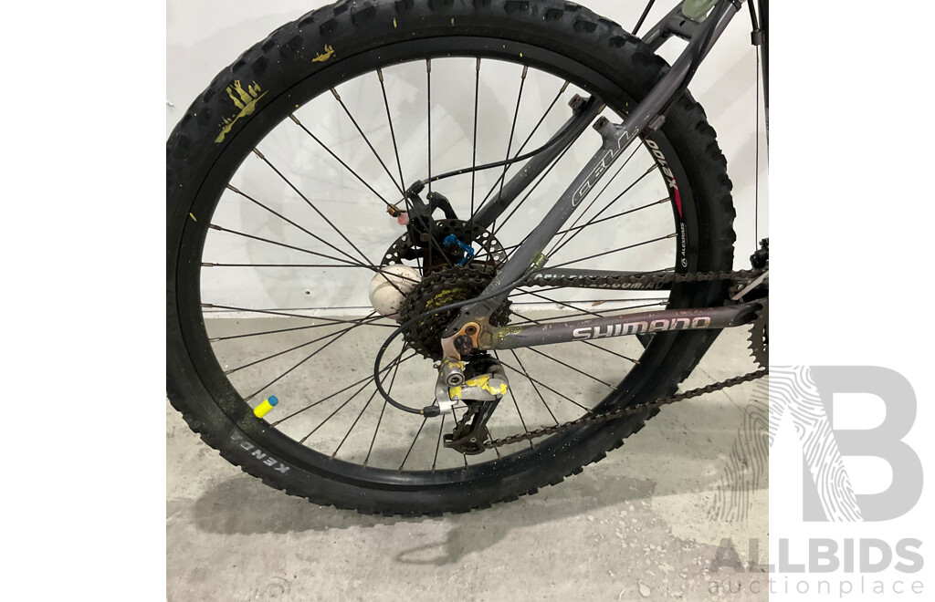 CELL MTX-3 18.5'' Bike