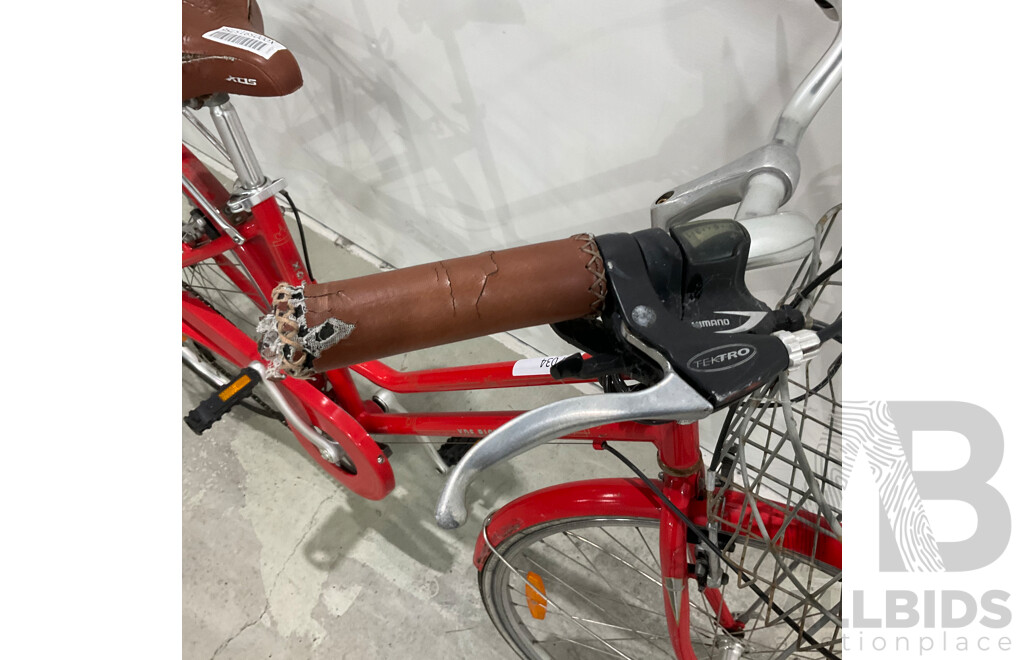XDS Red Ladies Town Bike