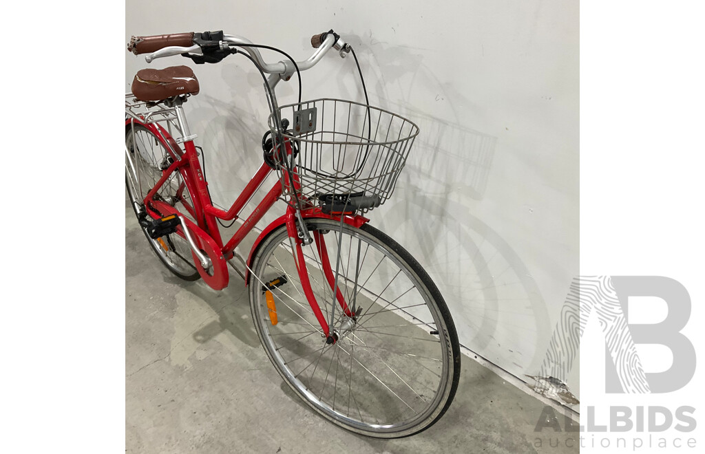 XDS Red Ladies Town Bike