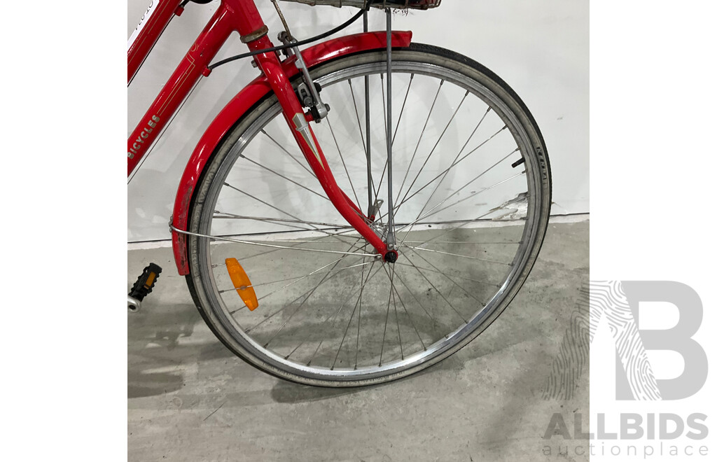 XDS Red Ladies Town Bike
