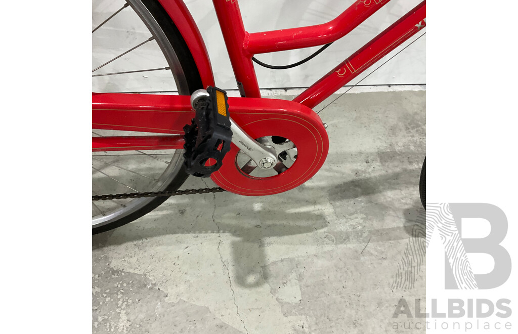 XDS Red Ladies Town Bike