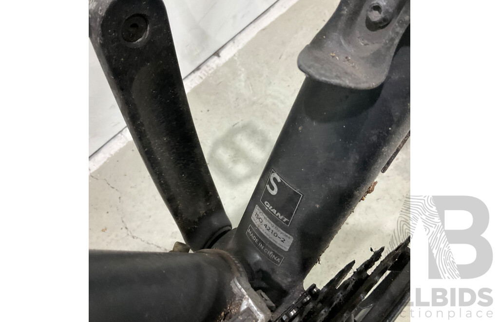 Giant Roam 3 Size S Bike