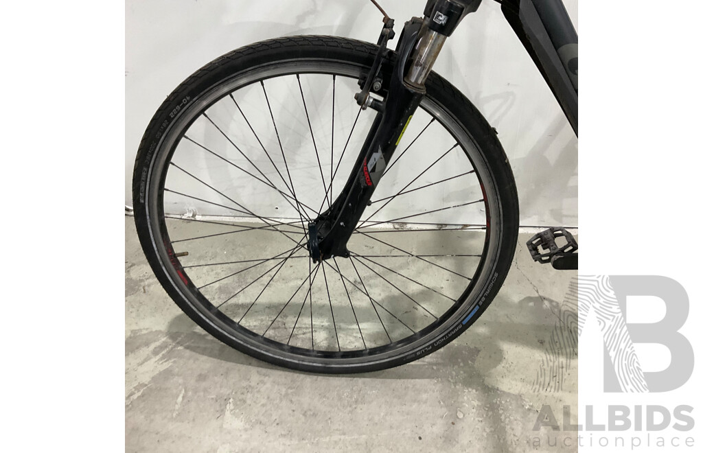 Giant Roam 3 Size S Bike