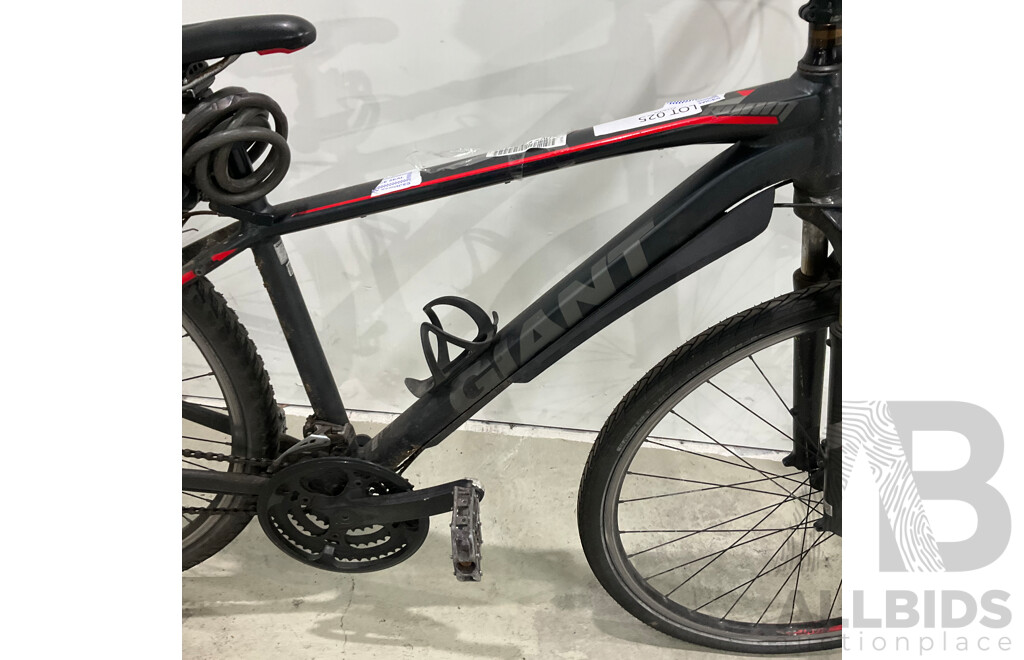 Giant Roam 3 Size S Bike