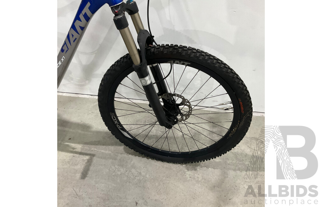 Giant Tarnce X1 Bike - Size 18''